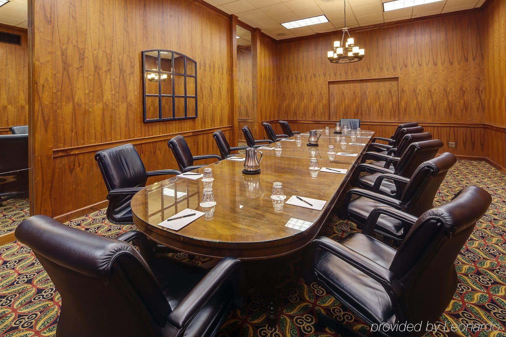 Historic Whispering Woods Hotel & Conference Center Olive Branch Επιχειρήσεις φωτογραφία